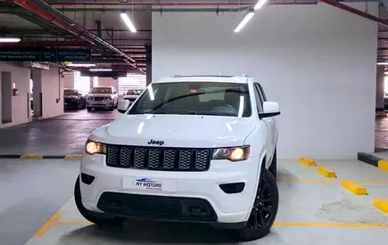 Jeep Grand Cherokee - фото 1