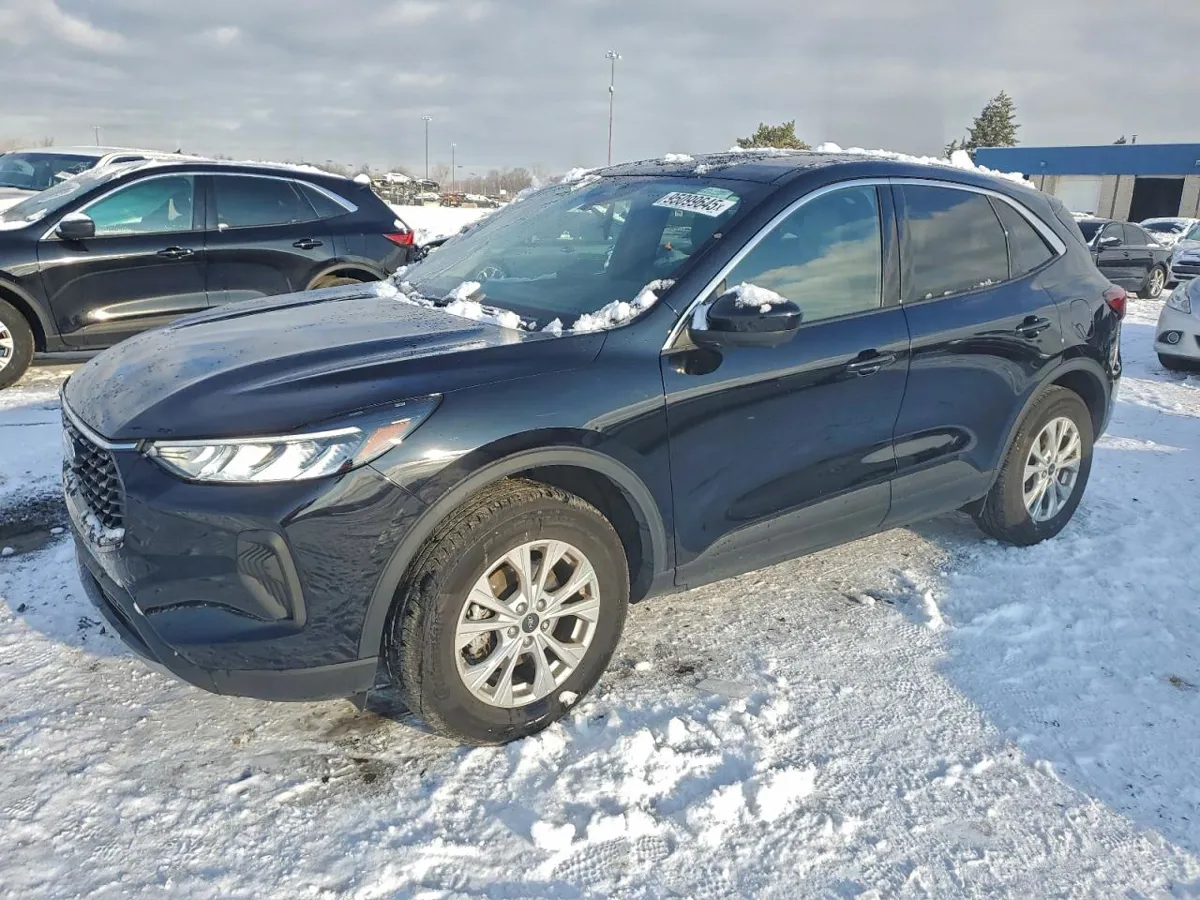 FORD ESCAPE - фото 1