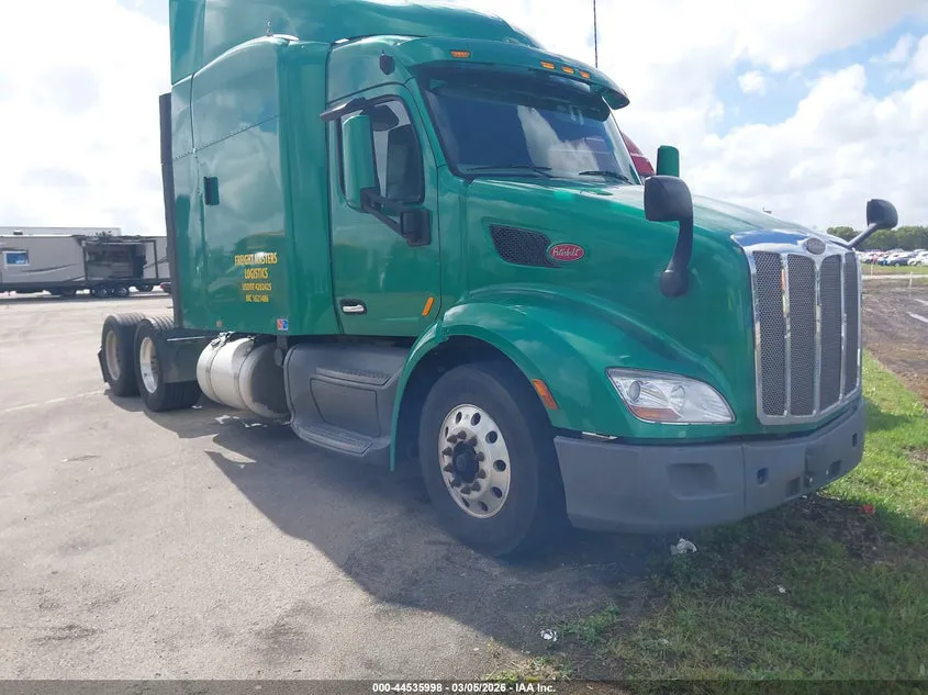 PETERBILT 579 - фото 1