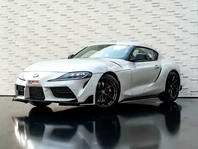 Toyota Supra - фото 1