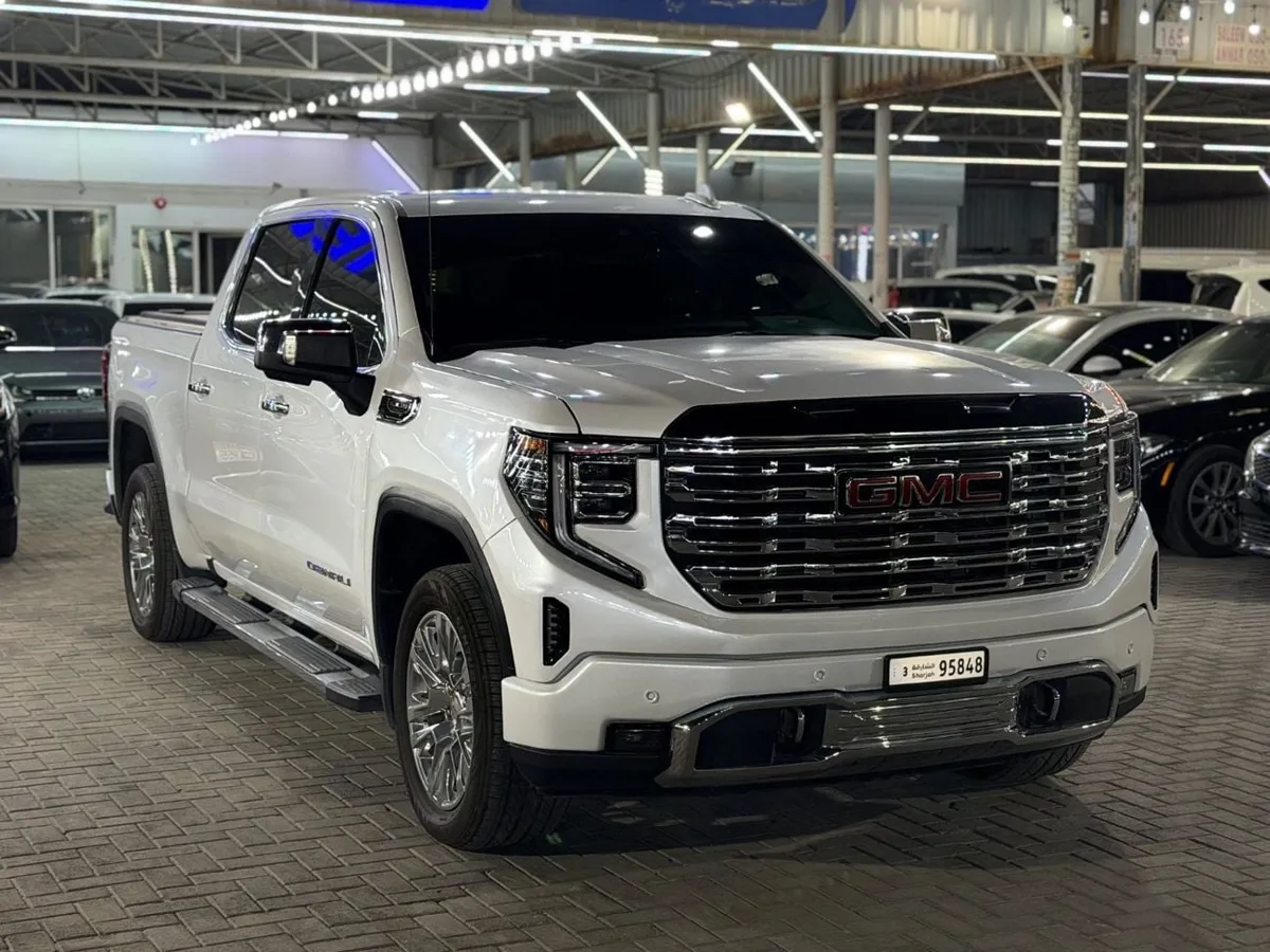 GMC Sierra - фото 1