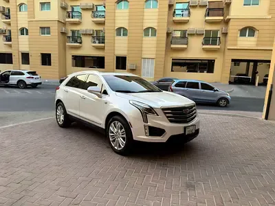Cadillac XT5 - фото 1