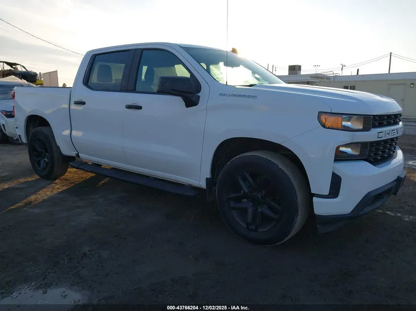 CHEVROLET SILVERADO 1500 2WD SHORT BED CUSTOM - фото 1