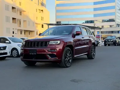 Jeep Grand Cherokee - фото 1