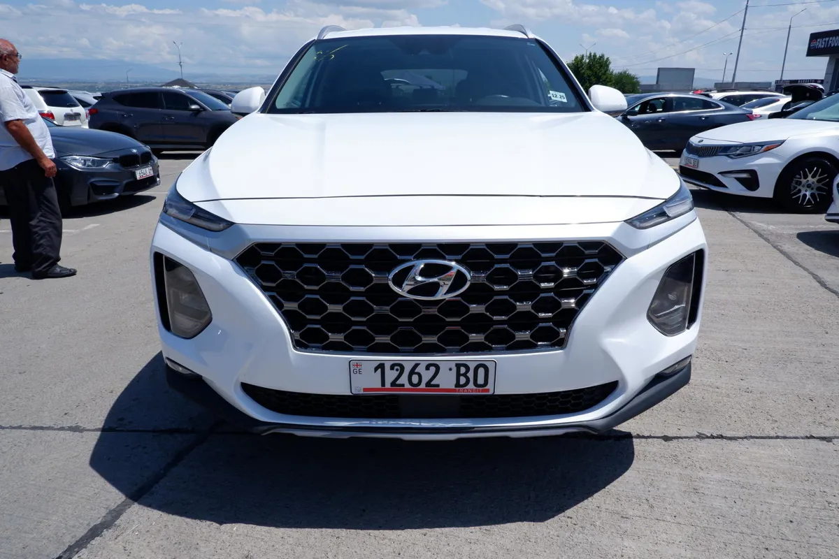 Hyundai Santa Fe - фото 1