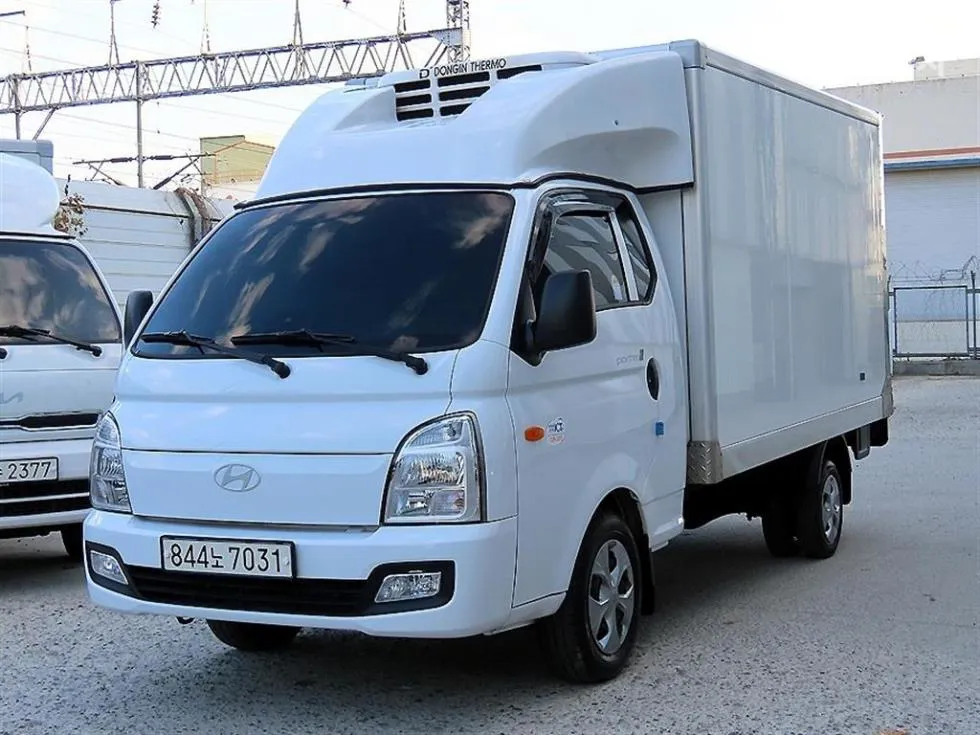 Hyundai 포터2 LPG 냉동탑차 초장축 슈퍼캡 스마트 - фото 1