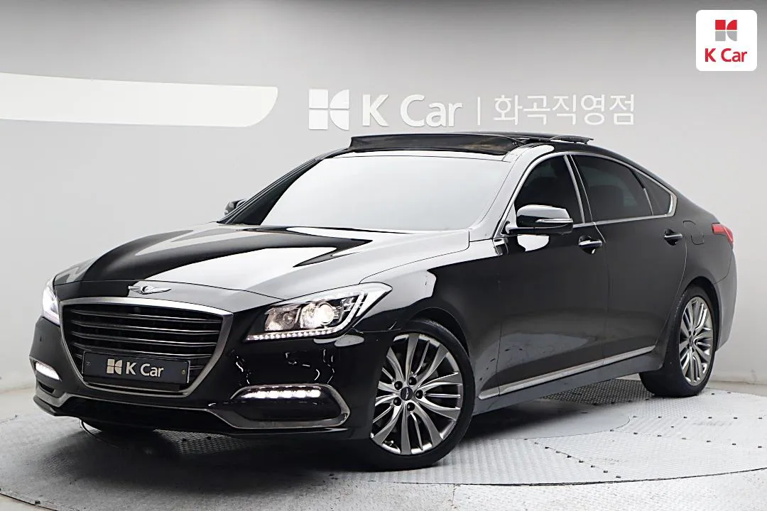 Genesis G80 - фото 1