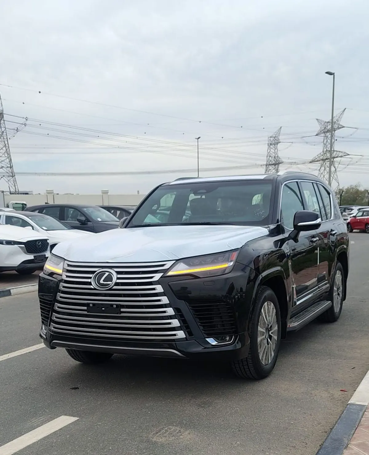 Lexus LX 700h - фото 1