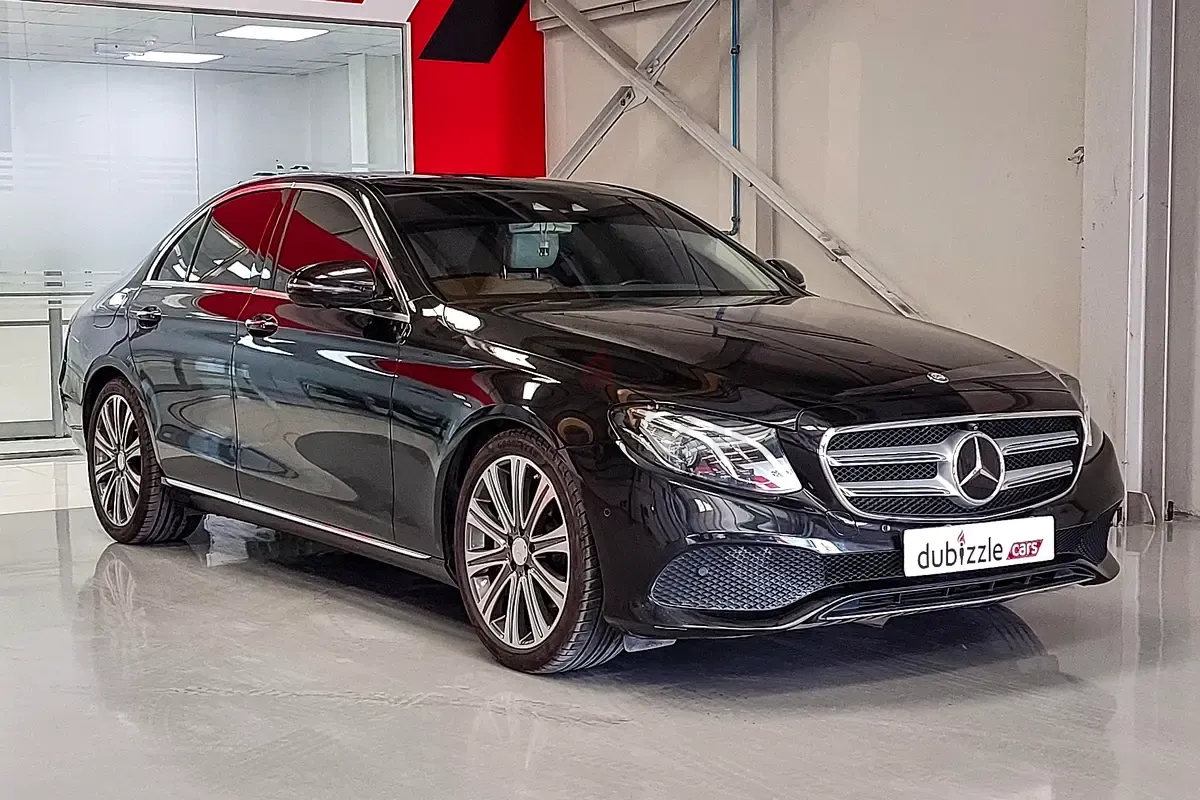 Mercedes-Benz E-Class - фото 1