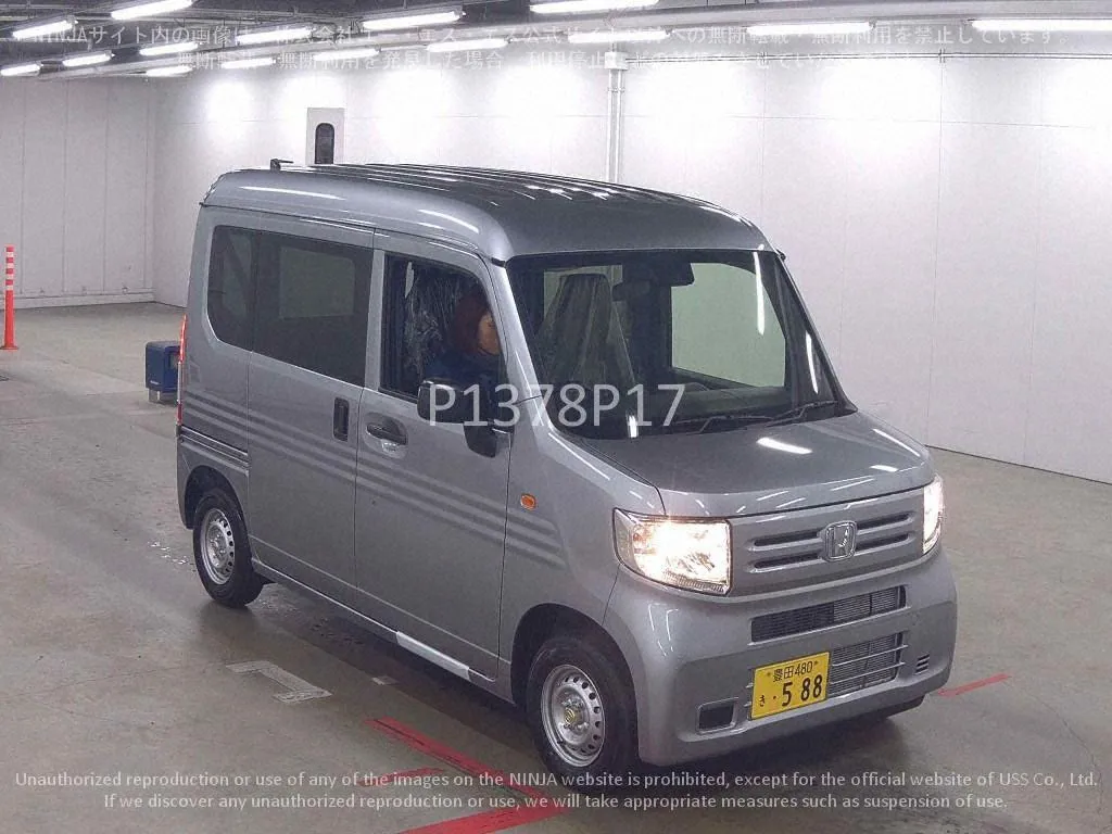 HONDA N-VAN - фото 1
