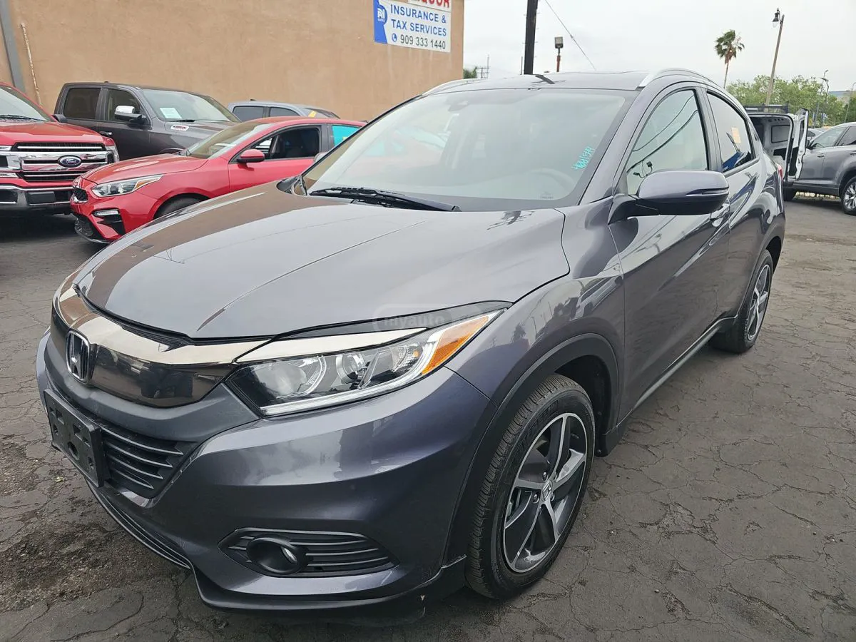 Honda HR-V - фото 1
