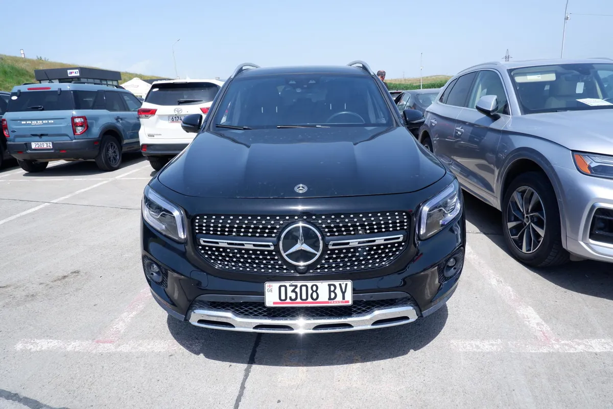 Mercedes-Benz GLB-250 - фото 1