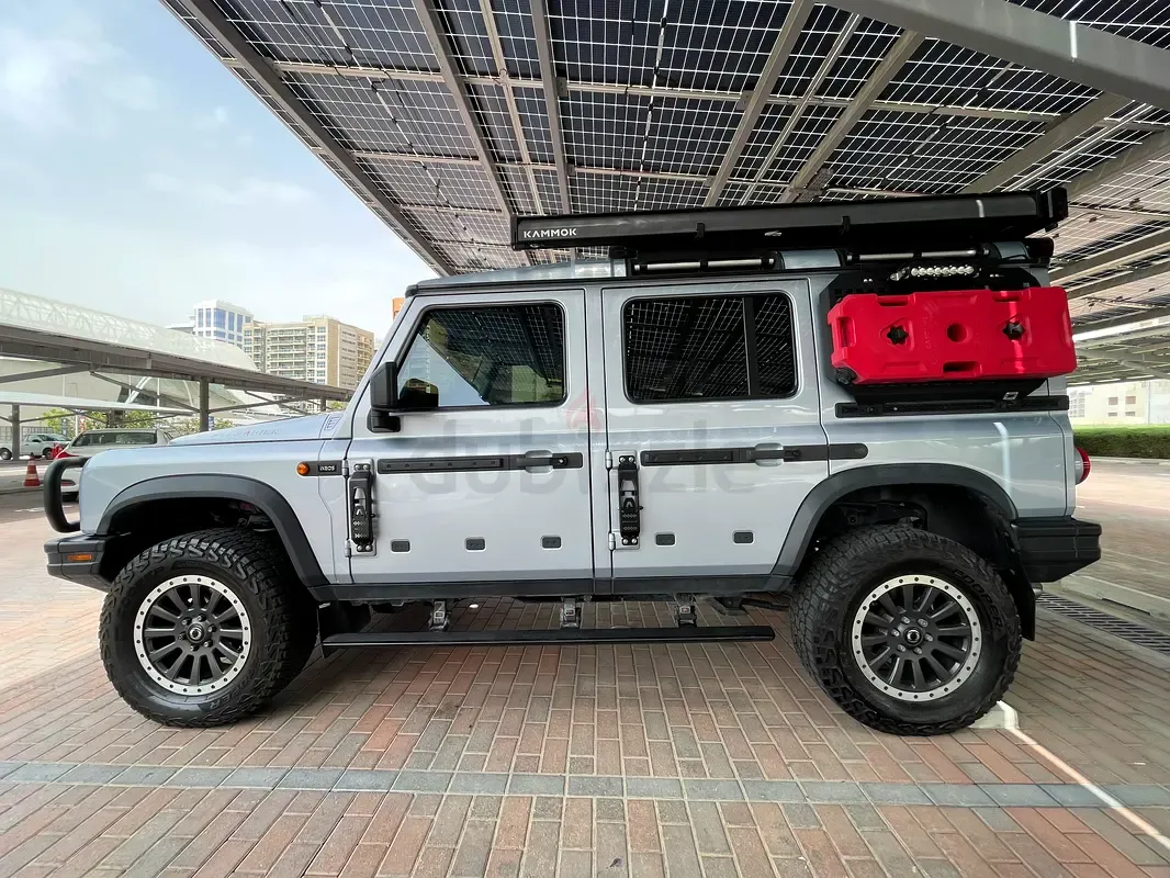 INEOS Grenadier - фото 1