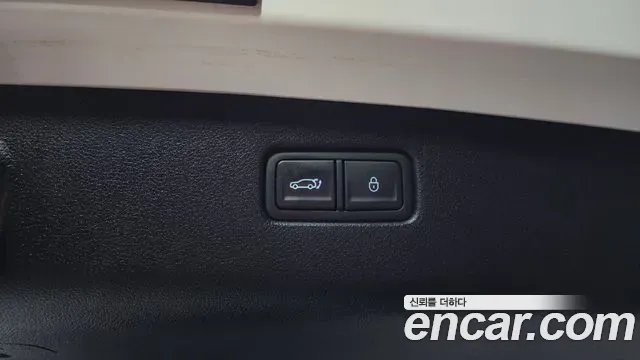 Genesis GV70 - фото 1