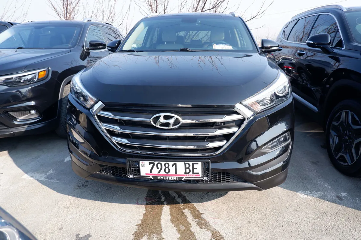 Hyundai Tucson - фото 1