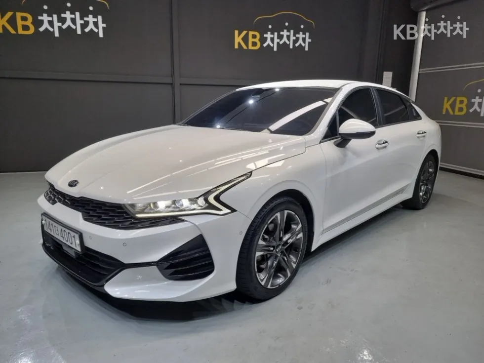 Kia K5 3세대 2.0 가솔린 시그니처 - фото 1