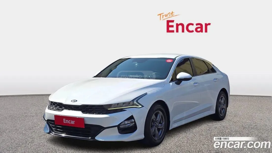 Kia Optima - фото 1