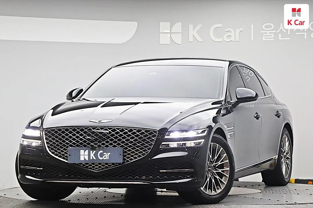 Genesis G80 - фото 1