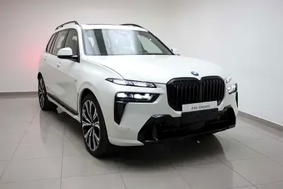 BMW X7 - фото 1