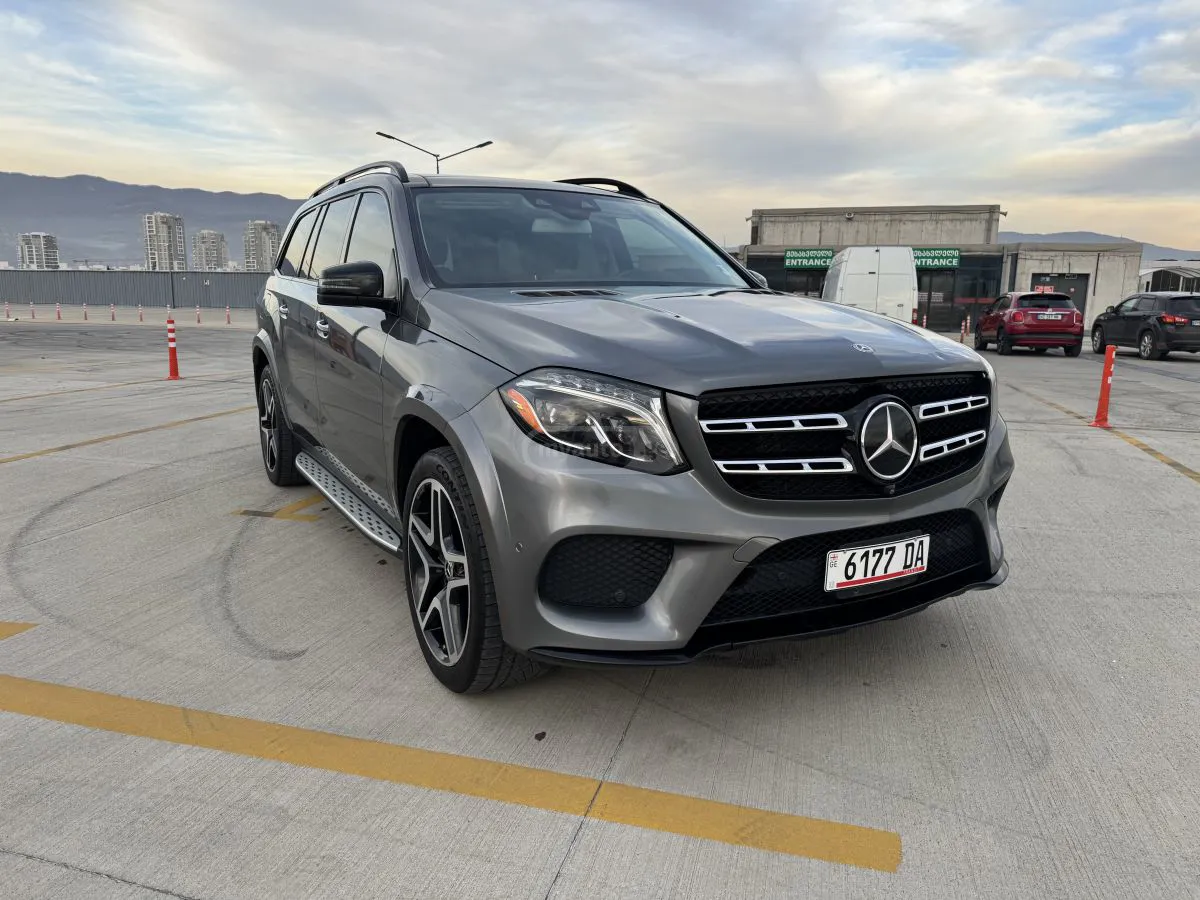 Mercedes-Benz GLS 550 - фото 1