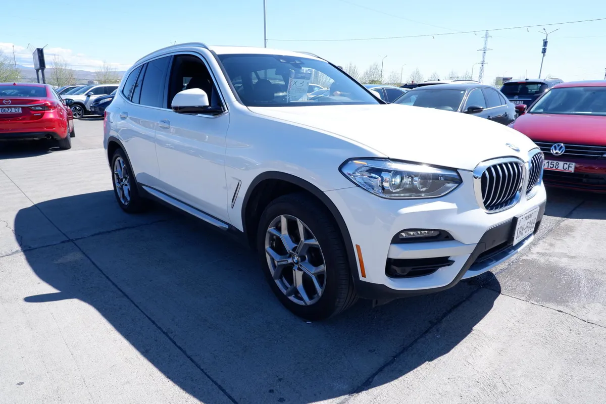 BMW X3 - фото 1