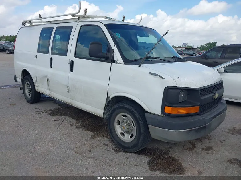 CHEVROLET EXPRESS 2500 WORK VAN - фото 1
