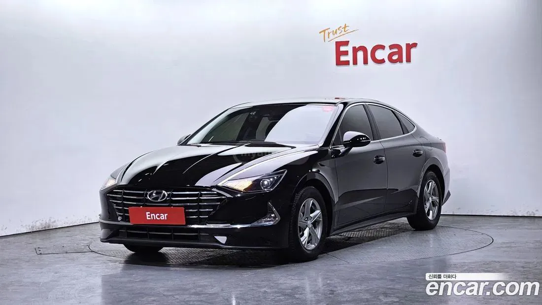 Hyundai Sonata - фото 1