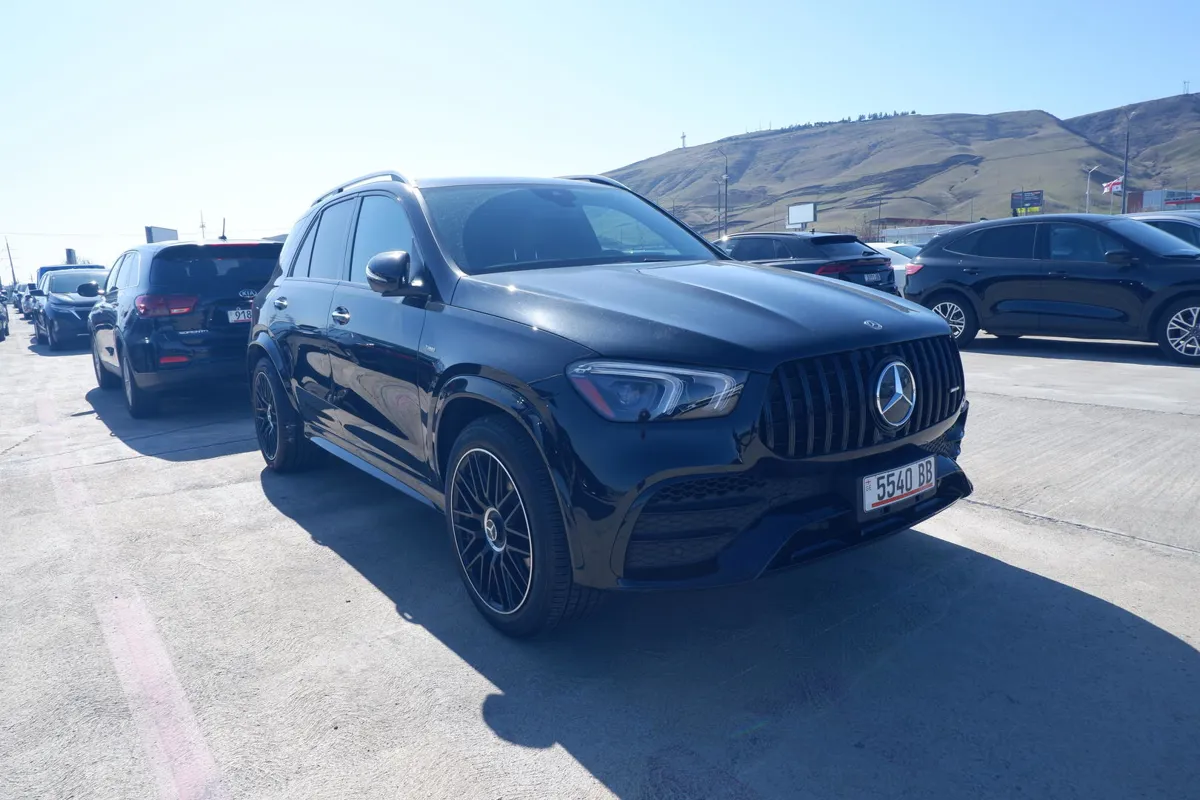 Mercedes-Benz GLE 53 AMG - фото 1
