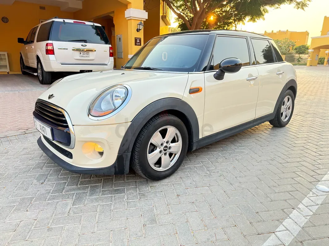 MINI Cooper - фото 1