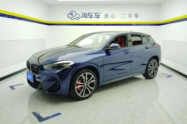 BMW X2 - фото 1