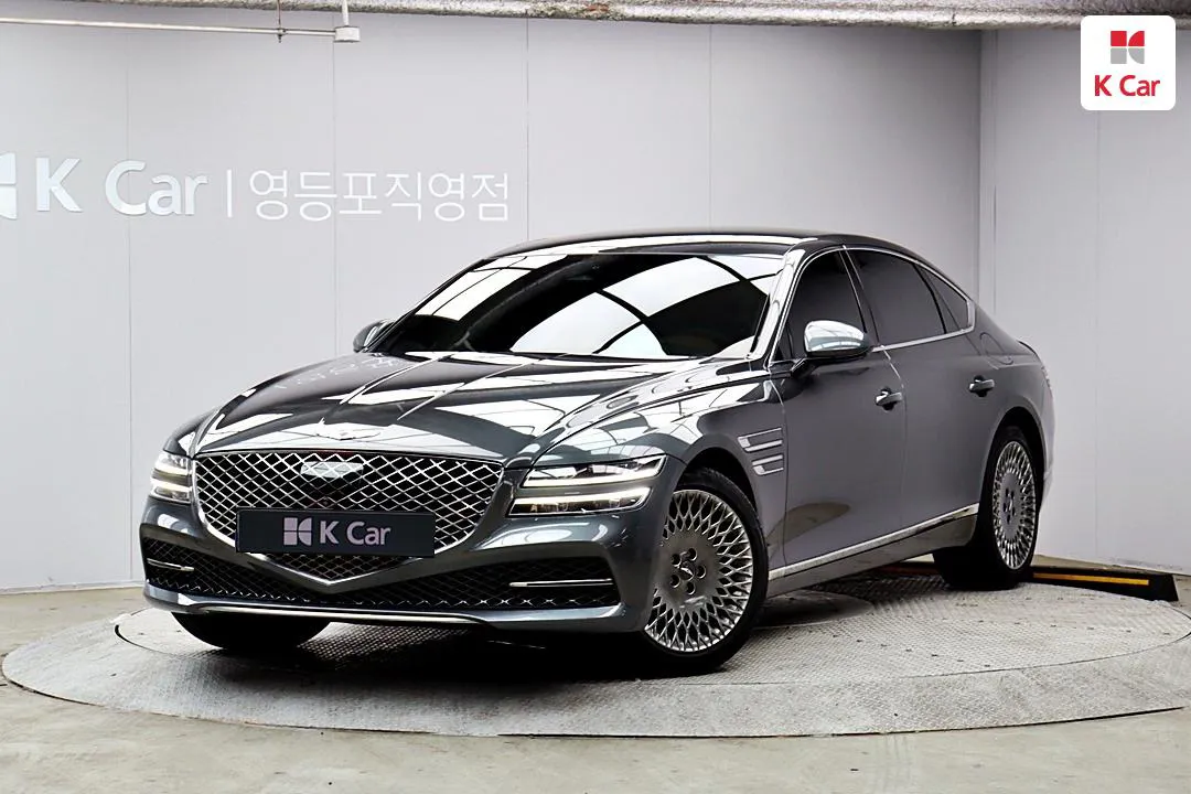 Genesis G80 - фото 1