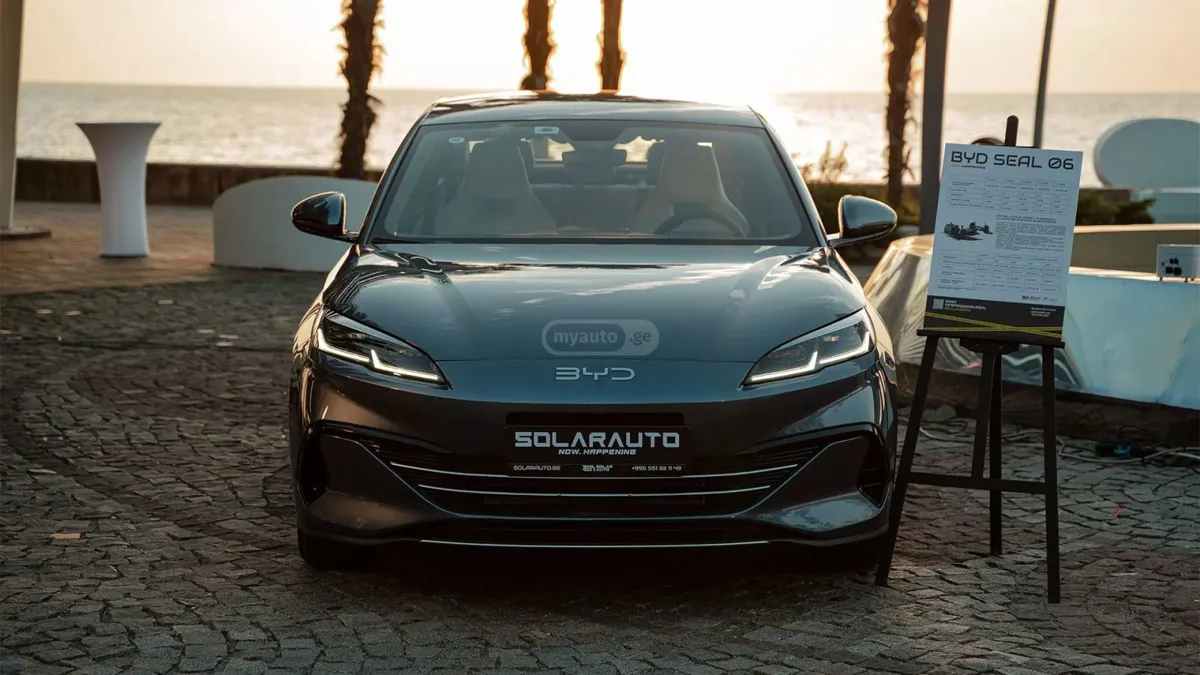 BYD Seal 06 - фото 1