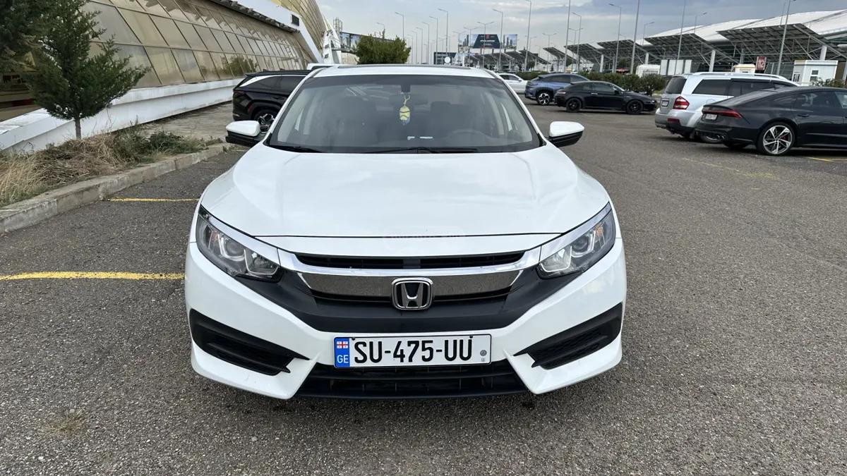 Honda Civic - фото 1