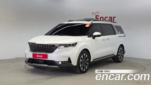 Kia Canival - фото 1