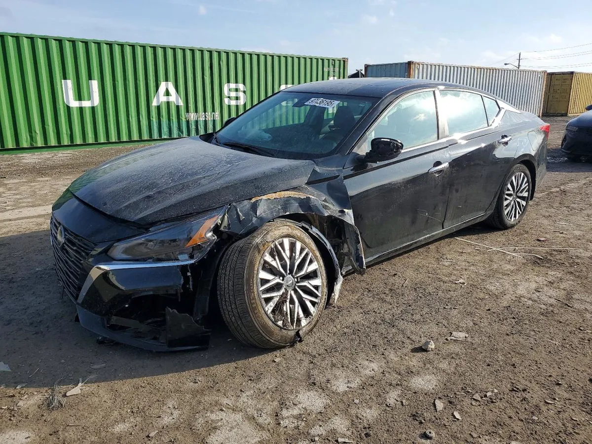 NISSAN ALTIMA - фото 1