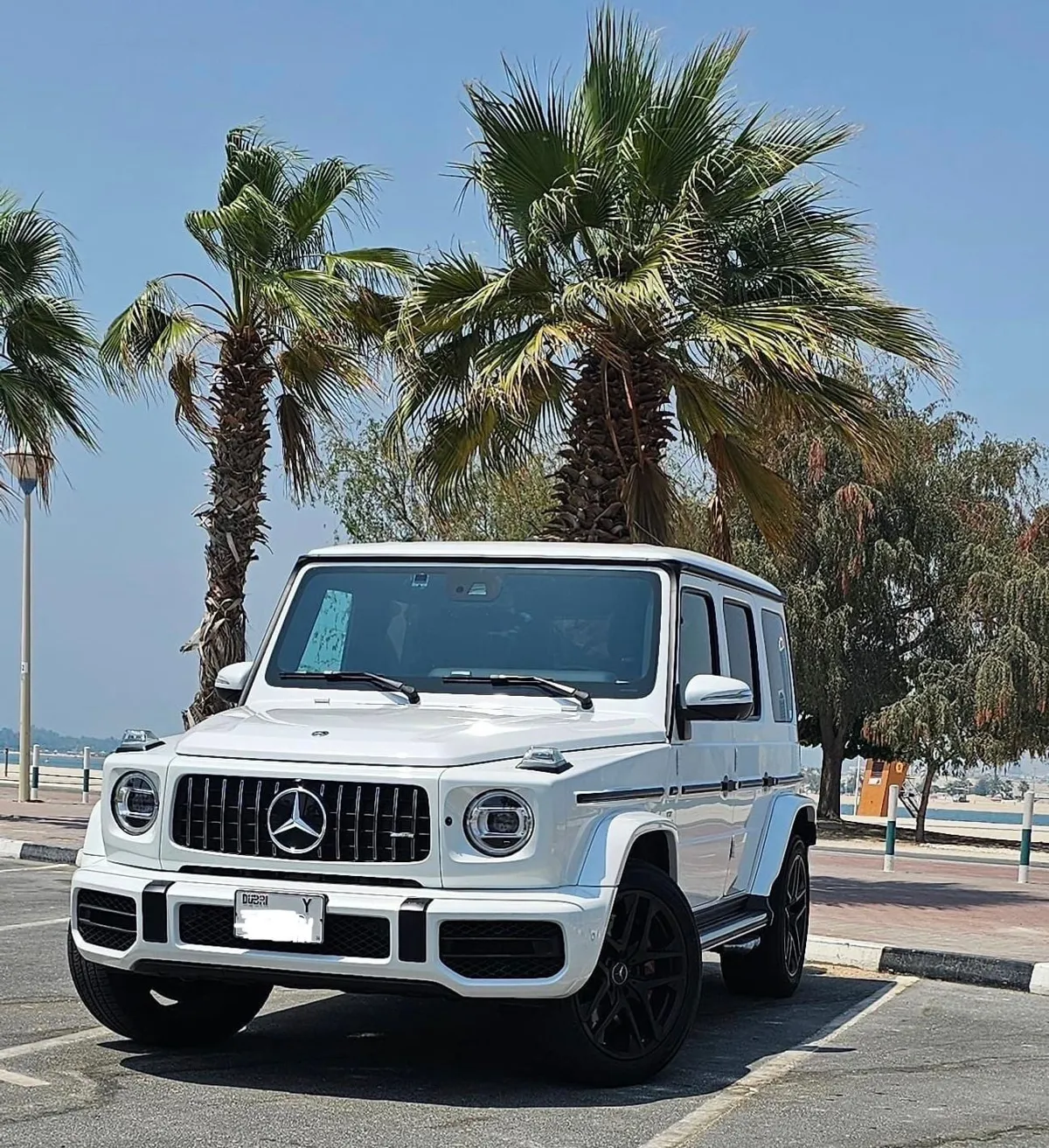 Mercedes-Benz G 63 AMG - фото 1