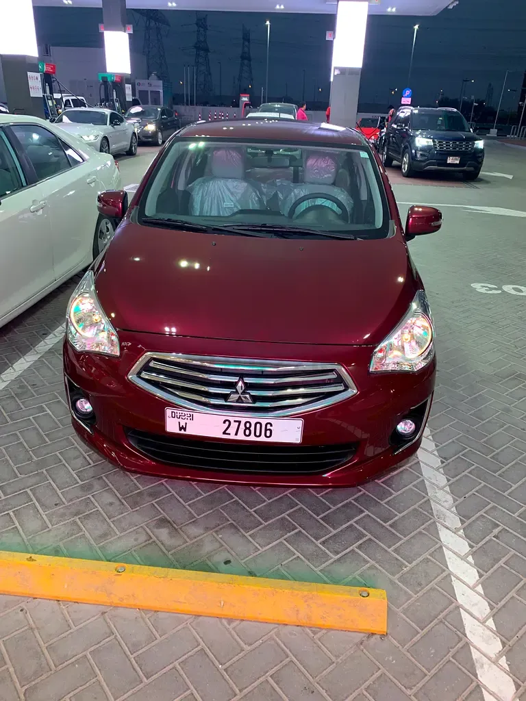 Mitsubishi Attrage - фото 1