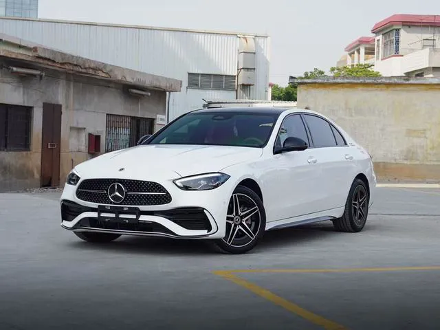 Mercedes-Benz C-Class - фото 1