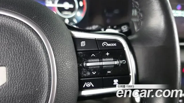 Kia Canival - фото 1