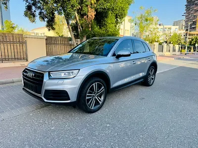 Audi Q5 - фото 1