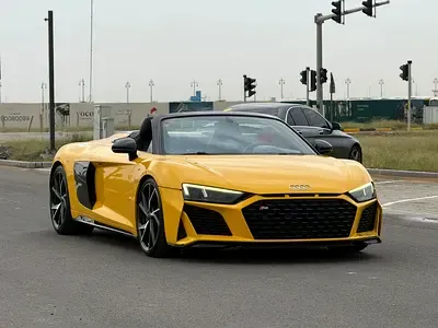 Audi R8 - фото 1