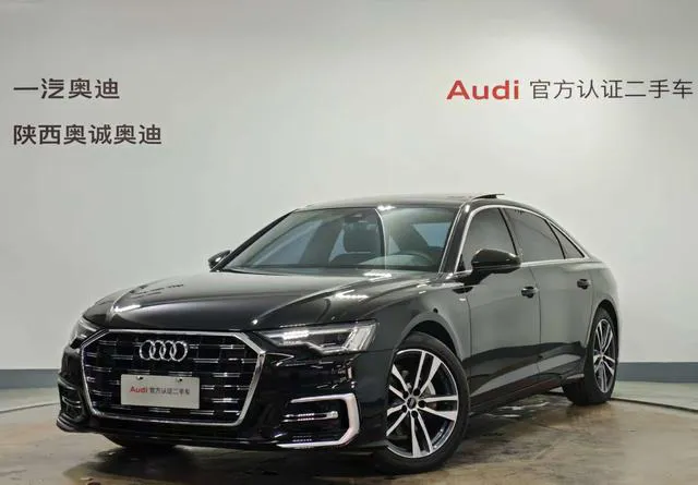 Audi A6L - фото 1