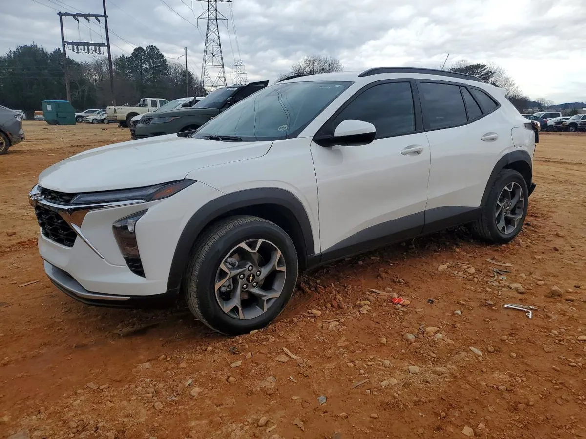 CHEVROLET TRAX 1LT - фото 1