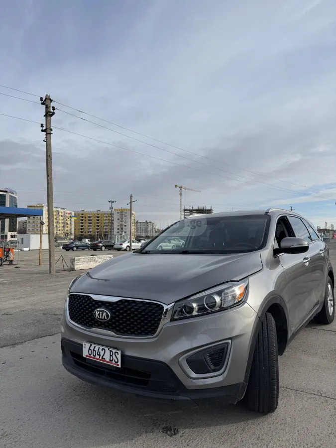 Kia Sorento - фото 1