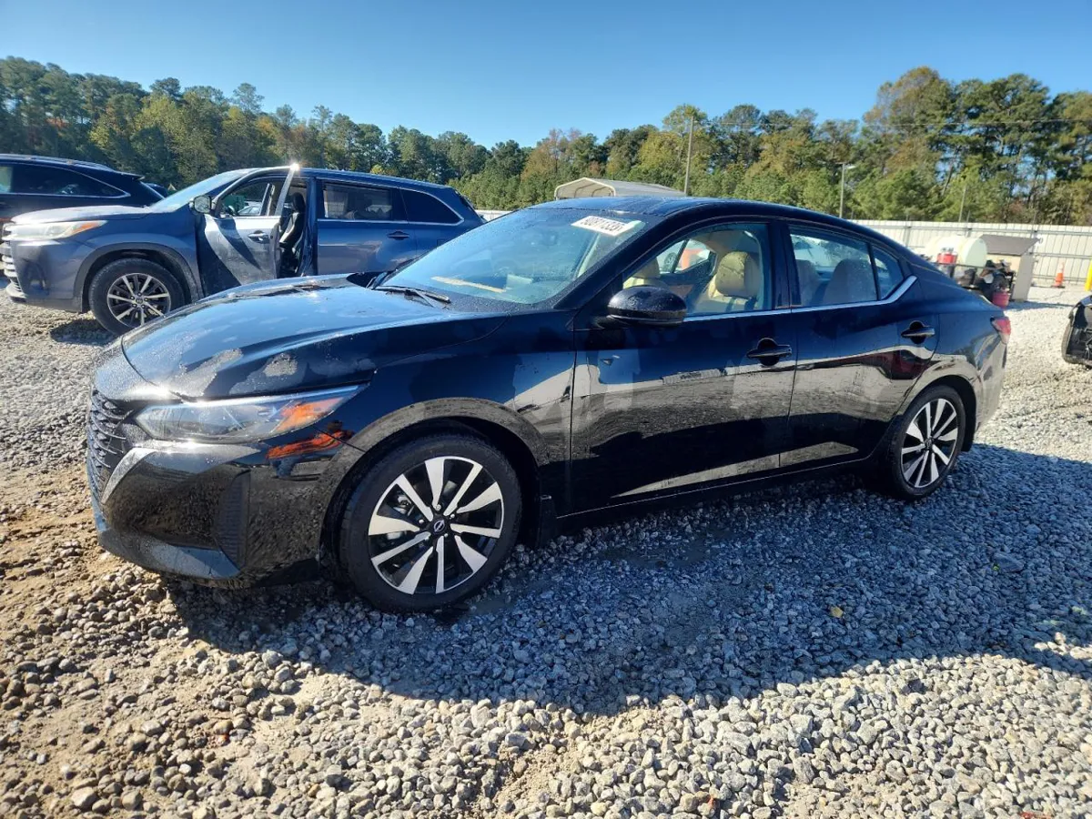 NISSAN SENTRA - фото 1