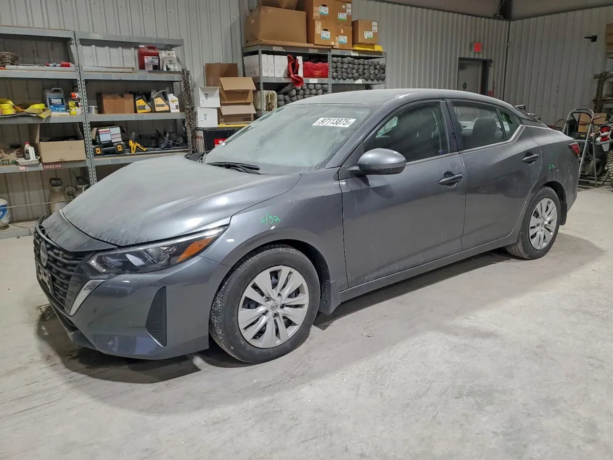 NISSAN SENTRA - фото 1