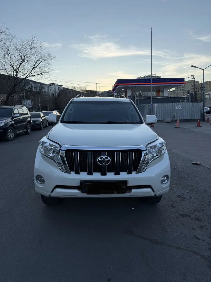 Toyota Land Cruiser Prado - фото 1