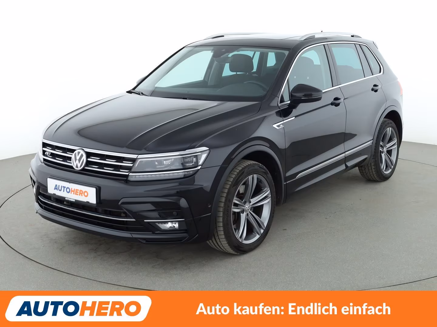 Volkswagen Tiguan - фото 1