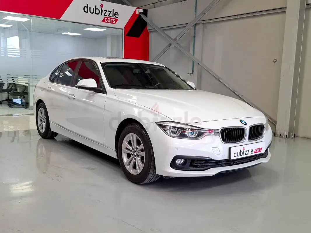 BMW 3-Series - фото 1