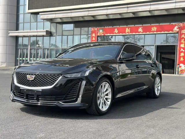 Cadillac CT5 - фото 1